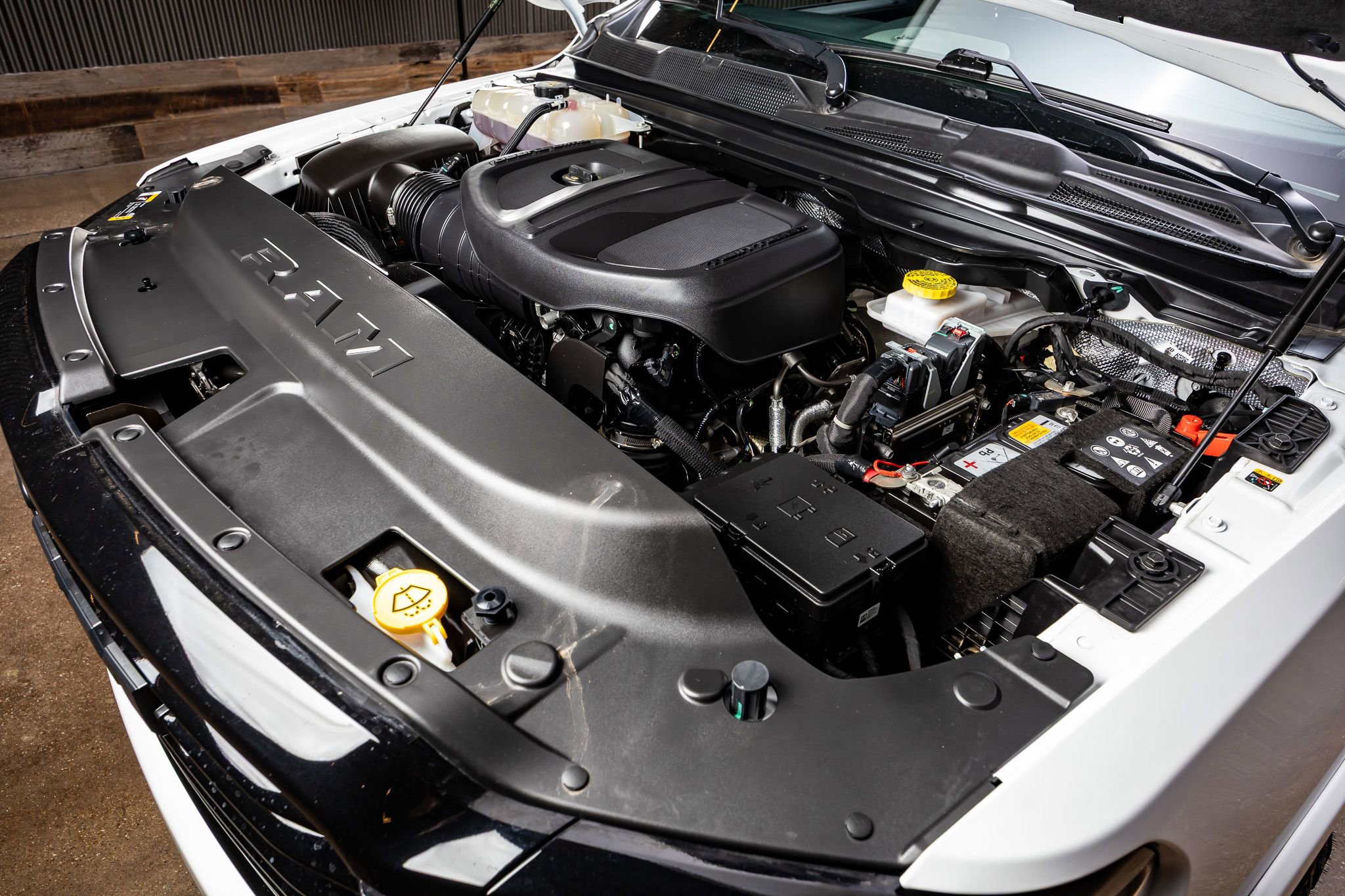 Used 2025 RAM 1500 Laramie w/ Night Edition image 41