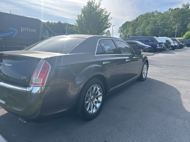 Used 2013 Chrysler 300 C RWD image 16