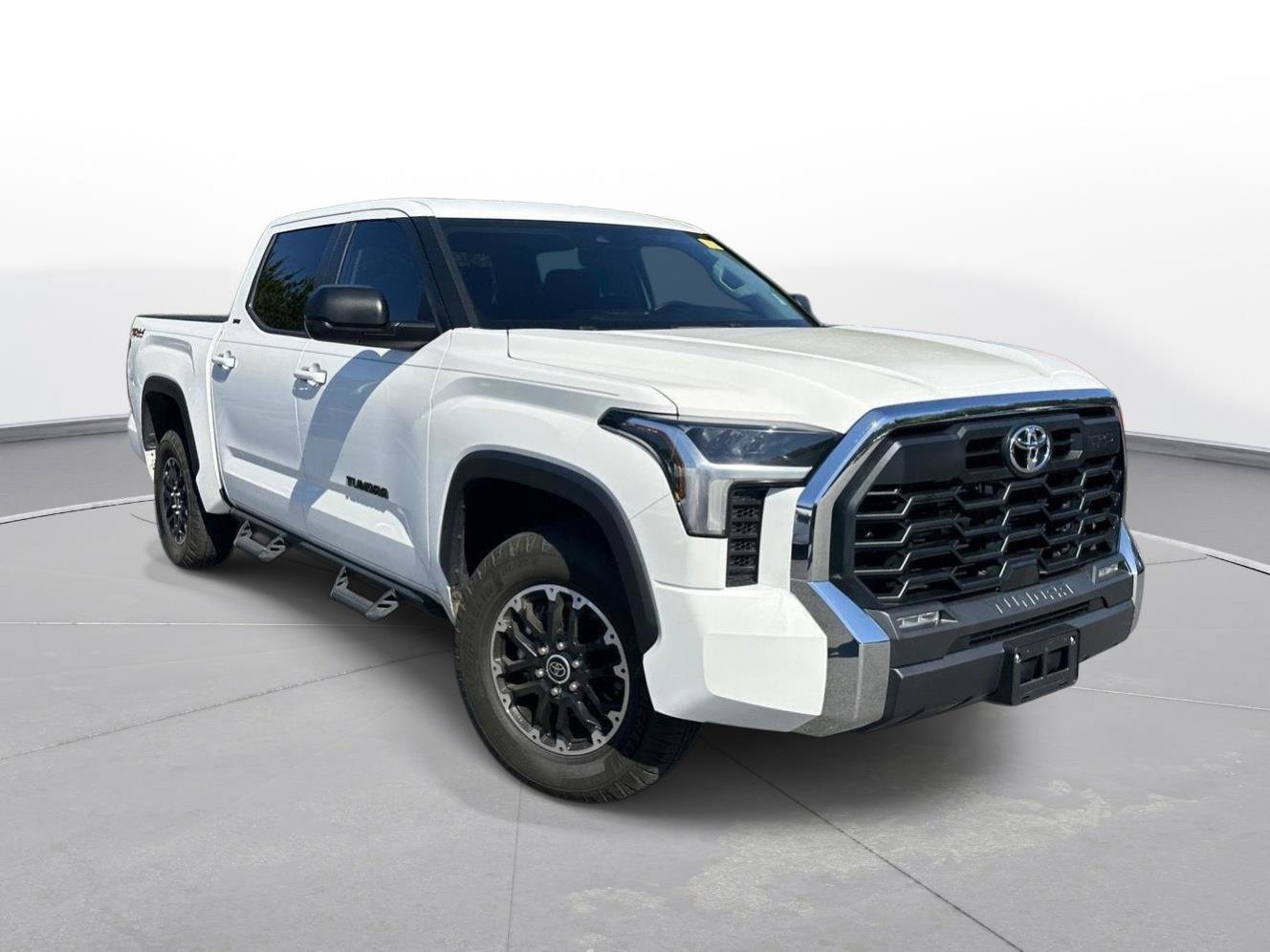 Used 2024 Toyota Tundra SR5 w/ TRD Off-Road Package AWD/4WD image 4