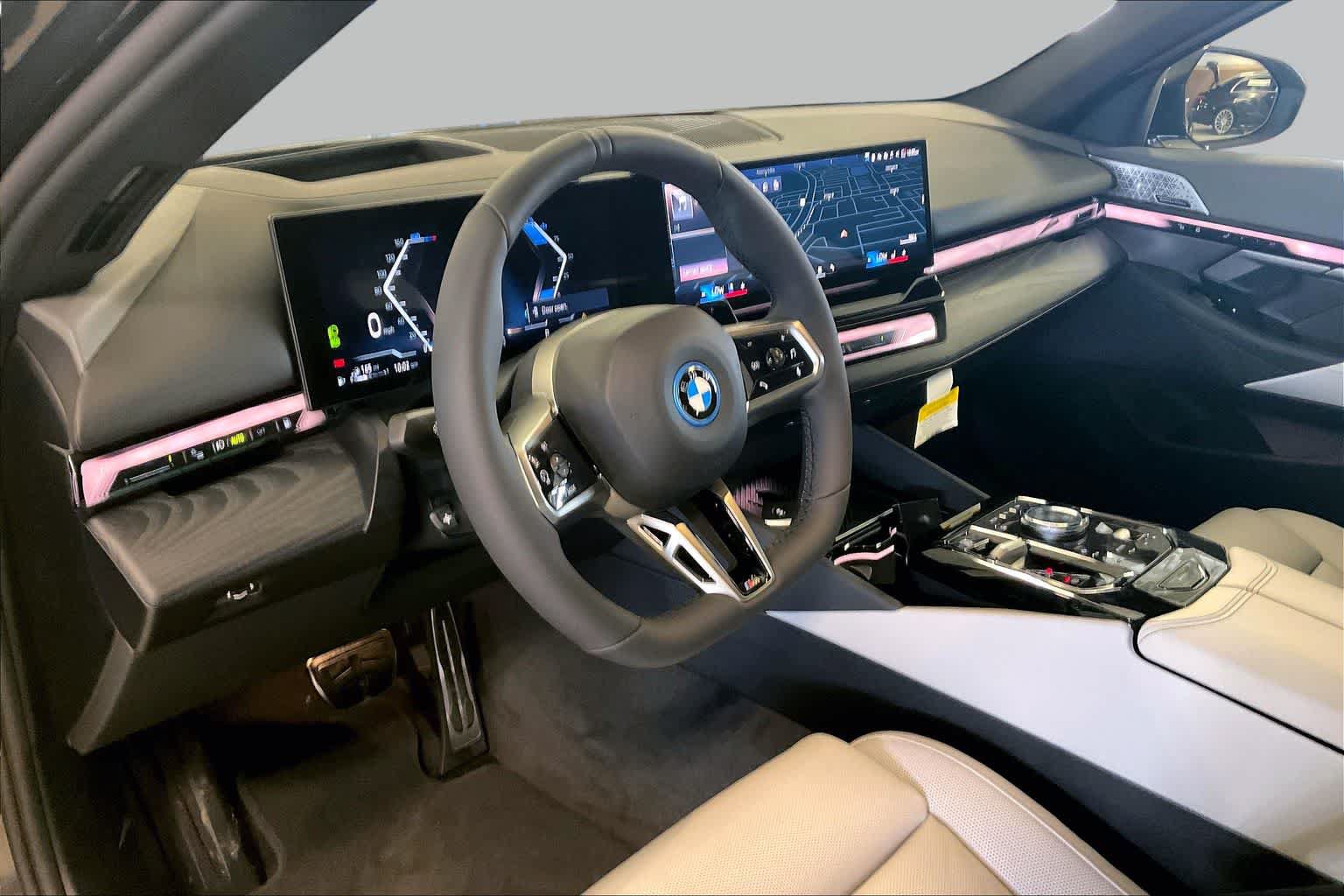 New 2026 BMW 550e xDrive AWD/4WD image 8