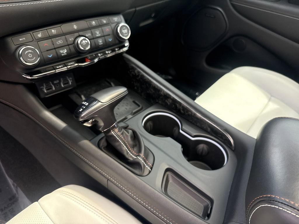 Used 2025 Dodge Durango SRT Hellcat image 24
