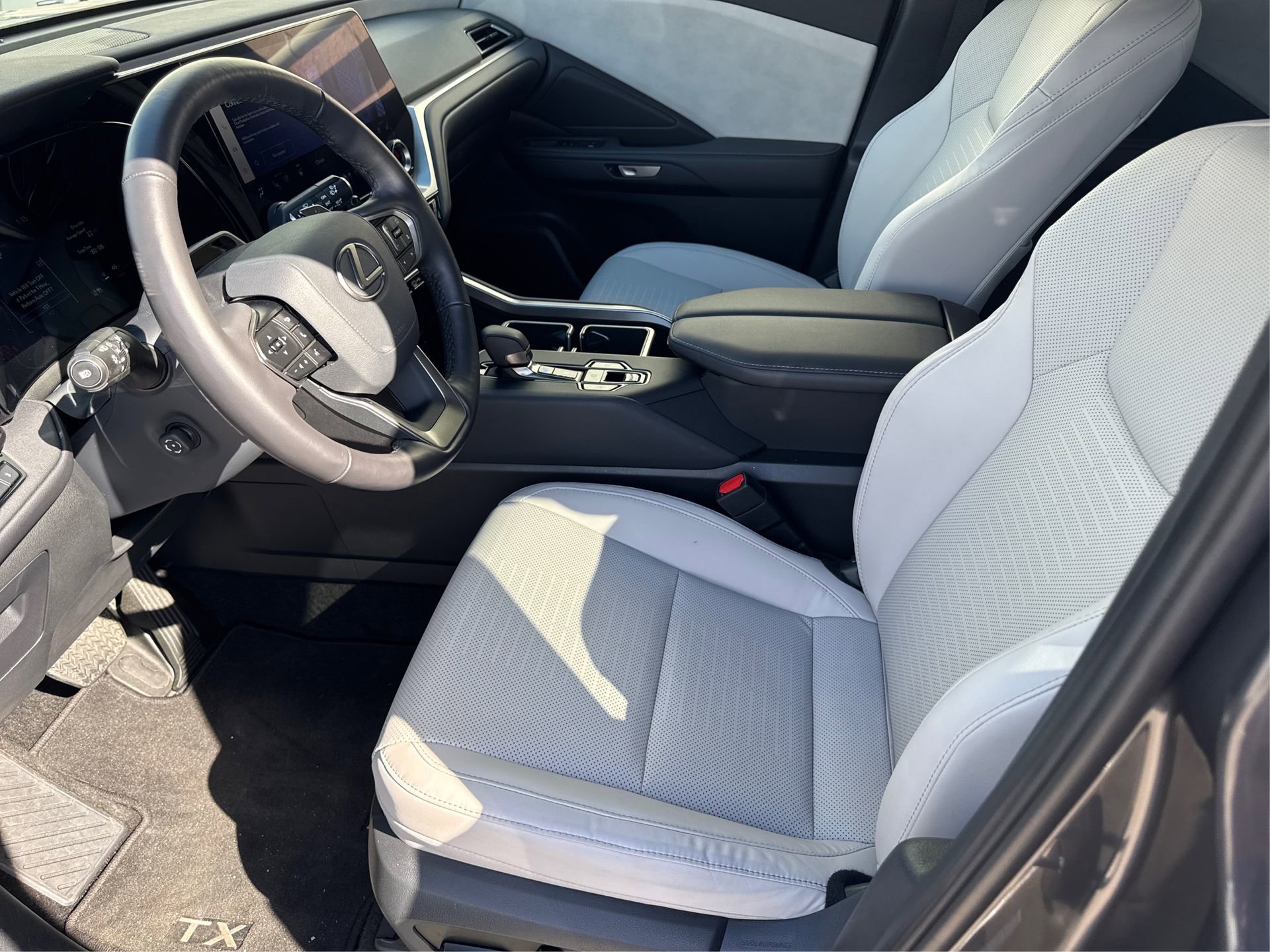 Used 2025 Lexus TX 350 FWD image 11