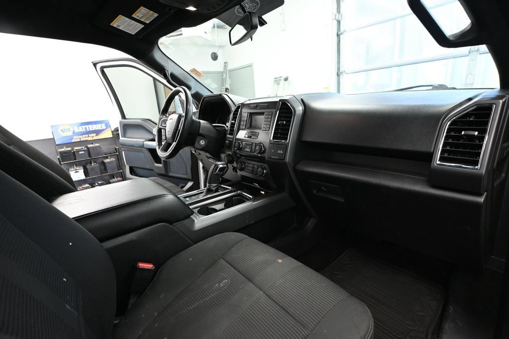 Used 2016 Ford F150 XLT w/ Equipment Group 301A Mid AWD/4WD image 41