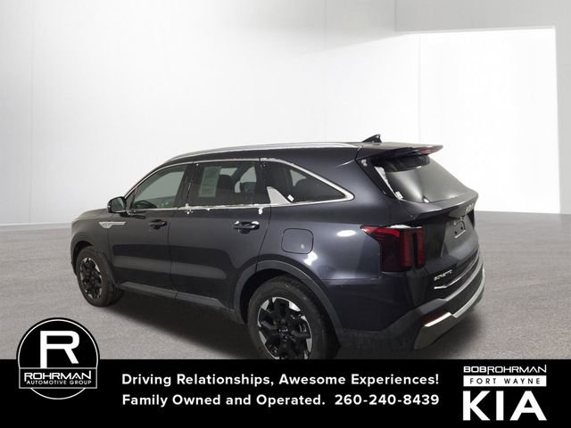 Certified 2025 Kia Sorento S image 11