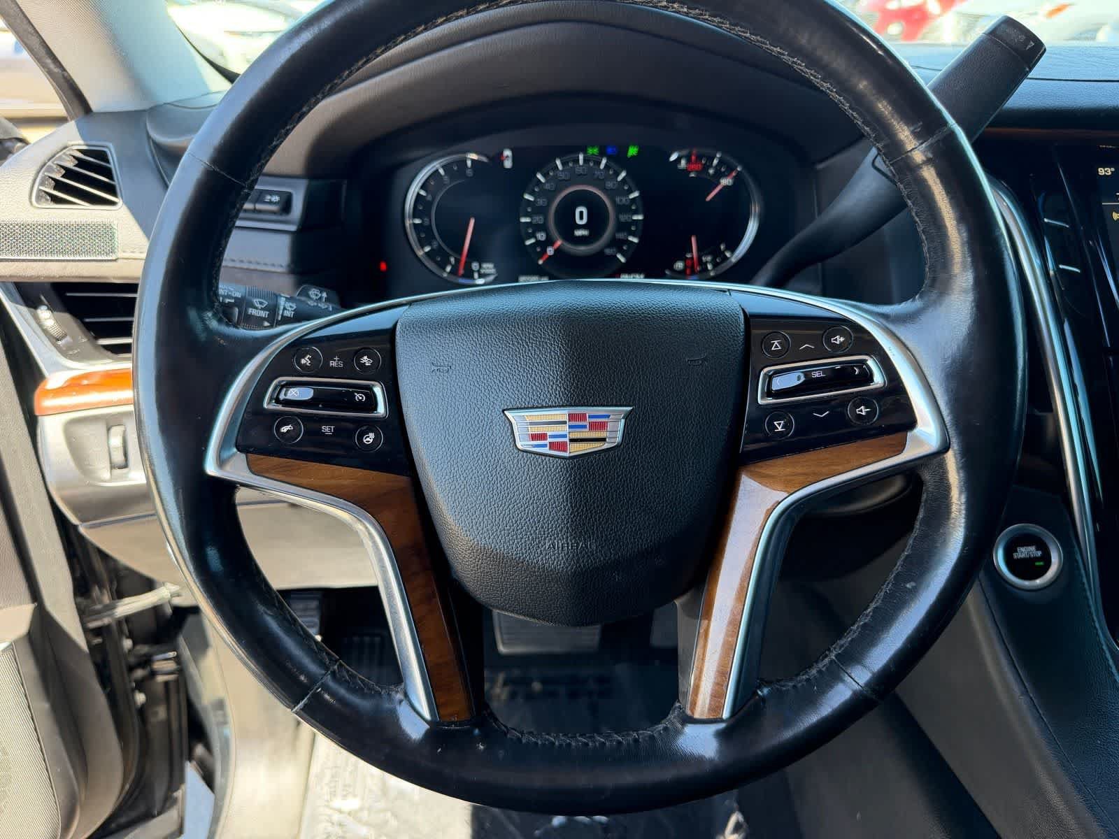 Used 2016 Cadillac Escalade Luxury AWD/4WD image 19