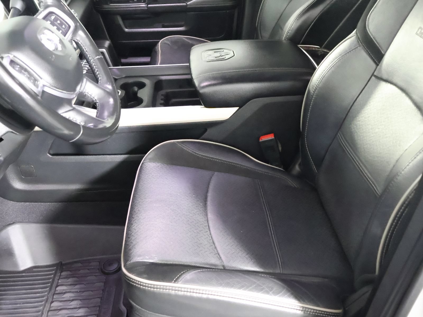Used 2020 RAM 2500 Laramie AWD/4WD image 39