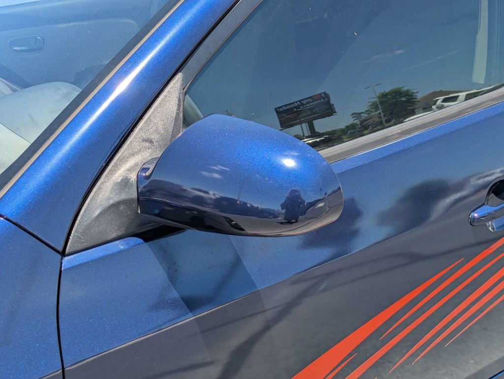 Used 2010 Hyundai Elantra GLS FWD image 13