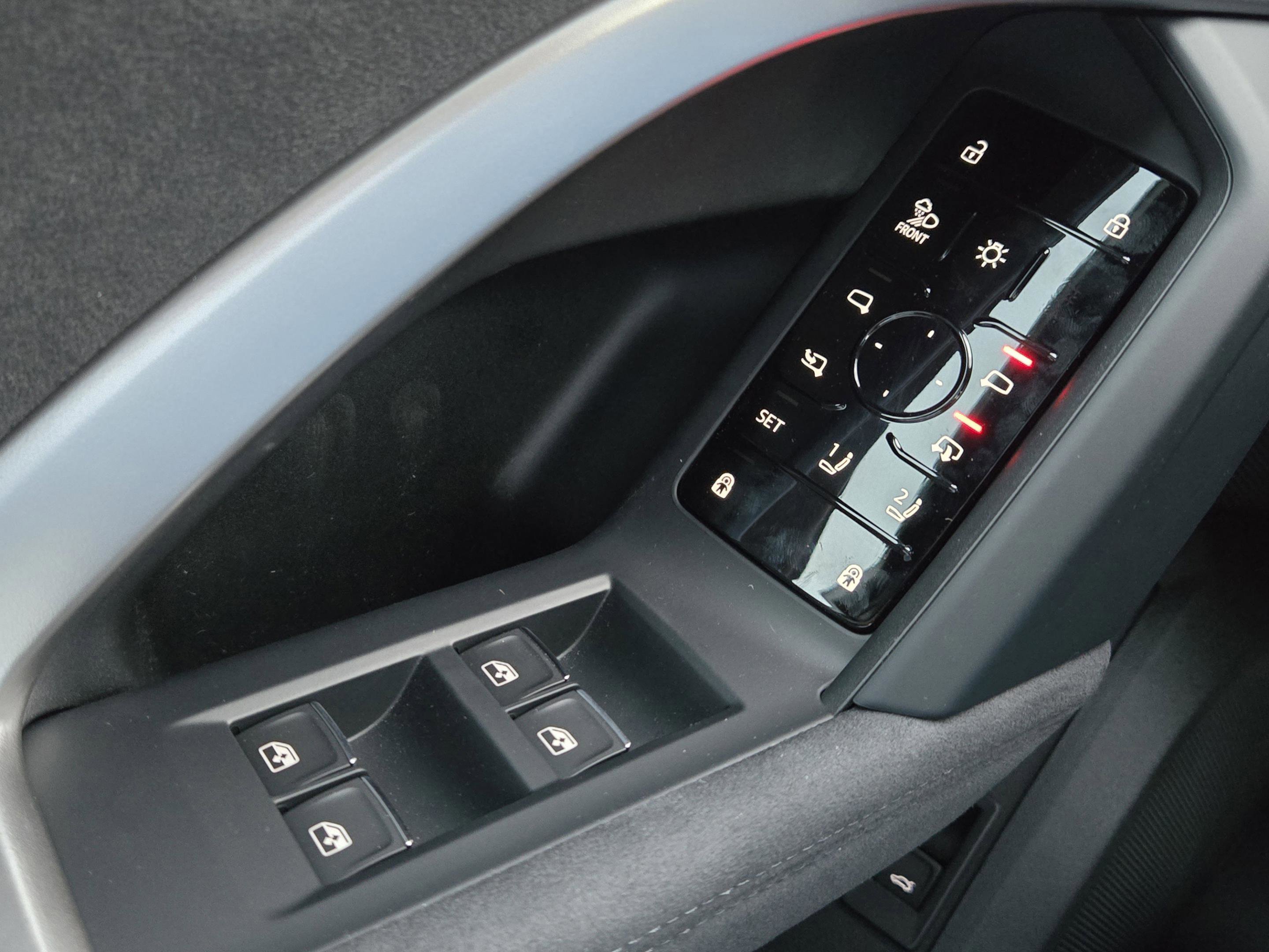 New 2026 Audi SQ5 Premium Plus AWD/4WD image 28