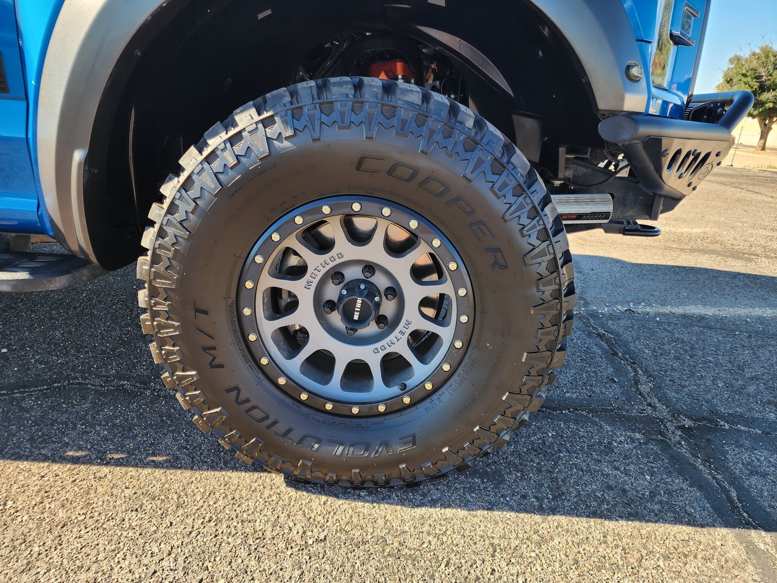 Used 2019 Ford F150 Raptor AWD/4WD image 13