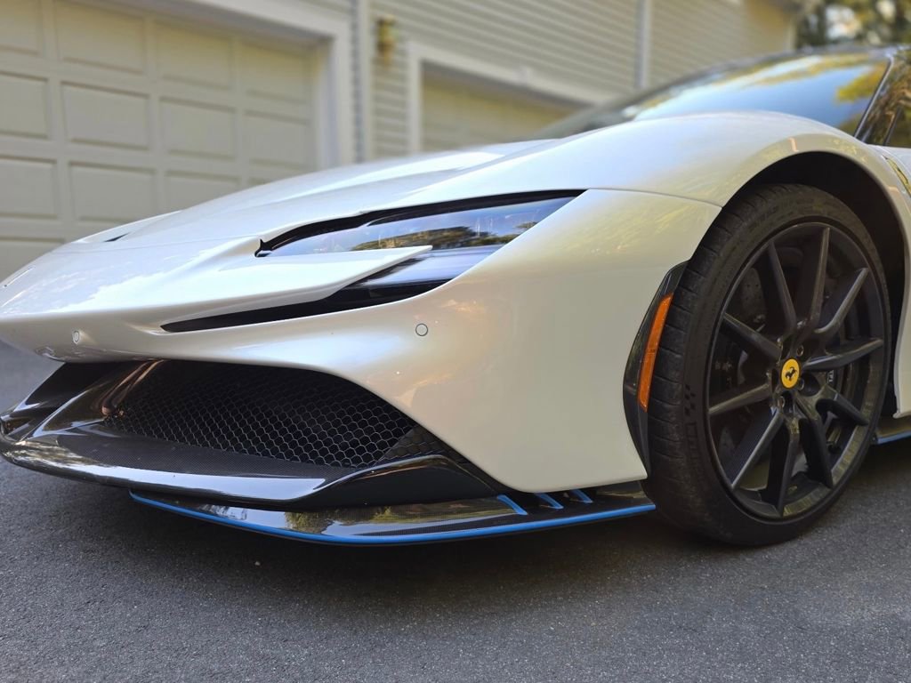 Used 2023 Ferrari SF90 Stradale image 23