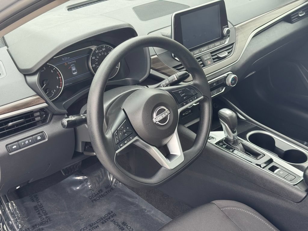 Certified 2024 Nissan Altima 2.5 SV AWD/4WD image 15