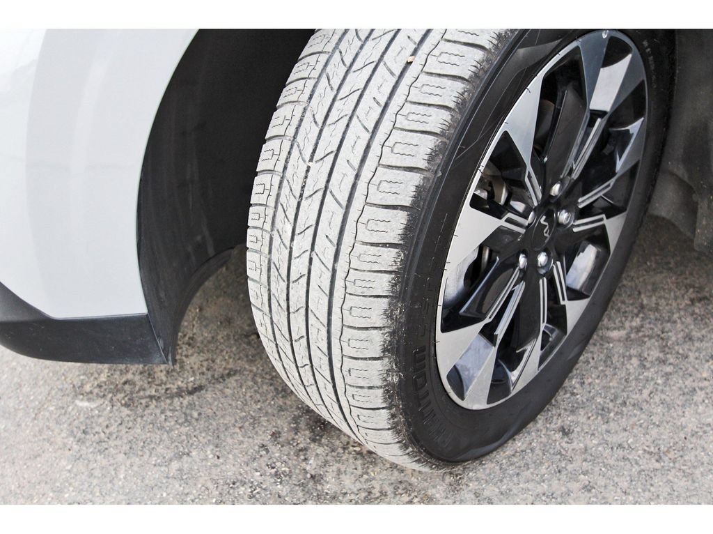 Certified 2024 Kia Carnival EX FWD image 33
