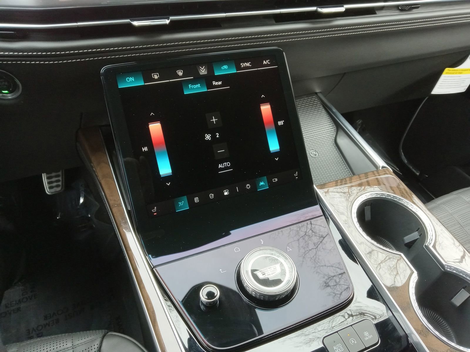 Used 2026 Cadillac Escalade Platinum Sport w/ LPO, ONYX Package image 17