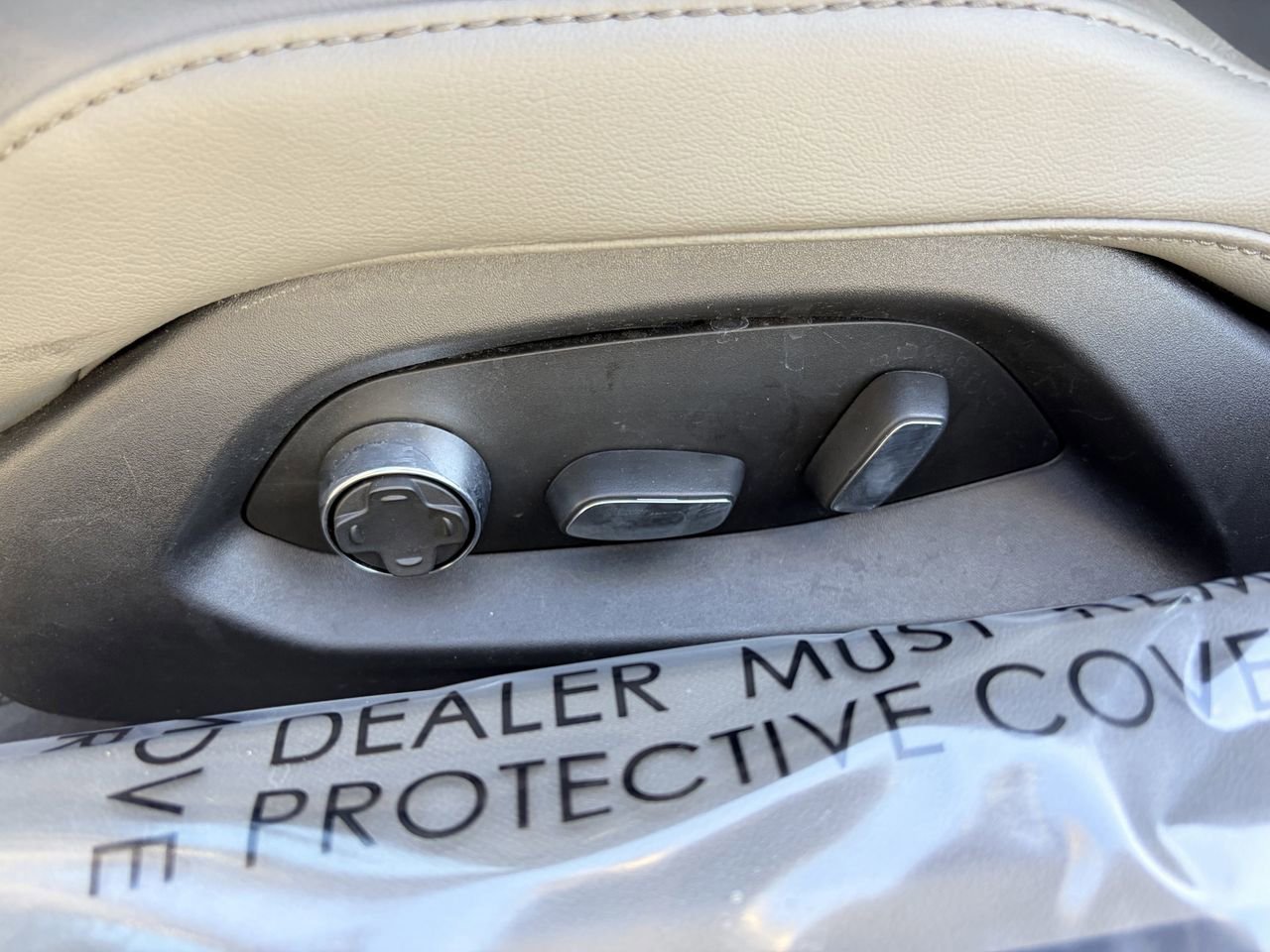 Used 2024 Chevrolet Corvette 3LT w/ Z51 Performance Package image 17