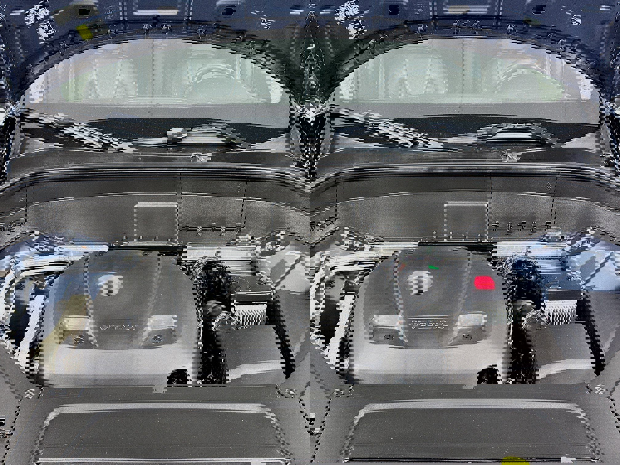 Used 2022 Volvo XC90 T5 Momentum image 14