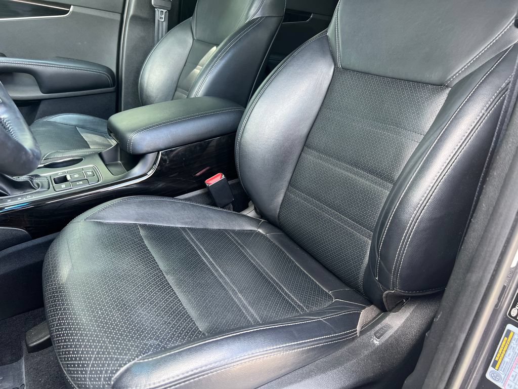 Used 2019 Kia Sorento EX AWD/4WD image 12