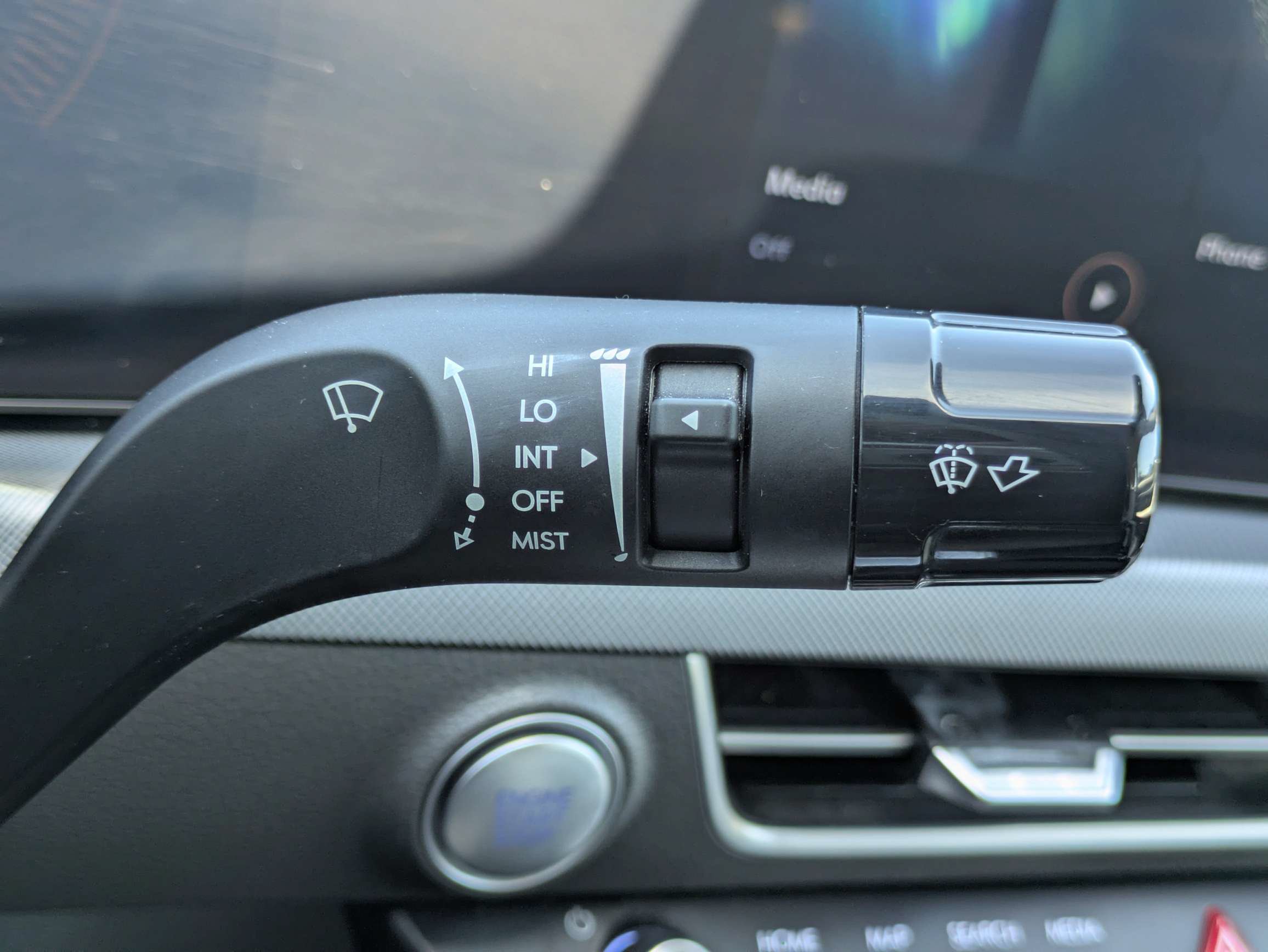 Used 2024 Hyundai Sonata SEL FWD image 16