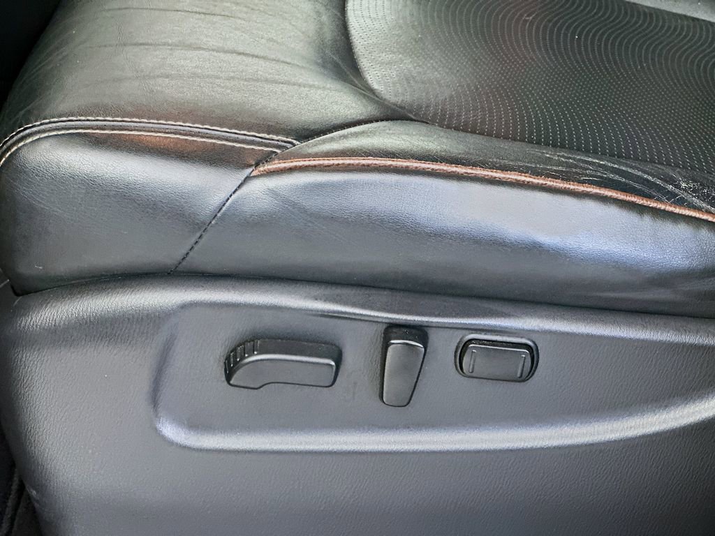 Used 2017 Nissan Armada Platinum image 23