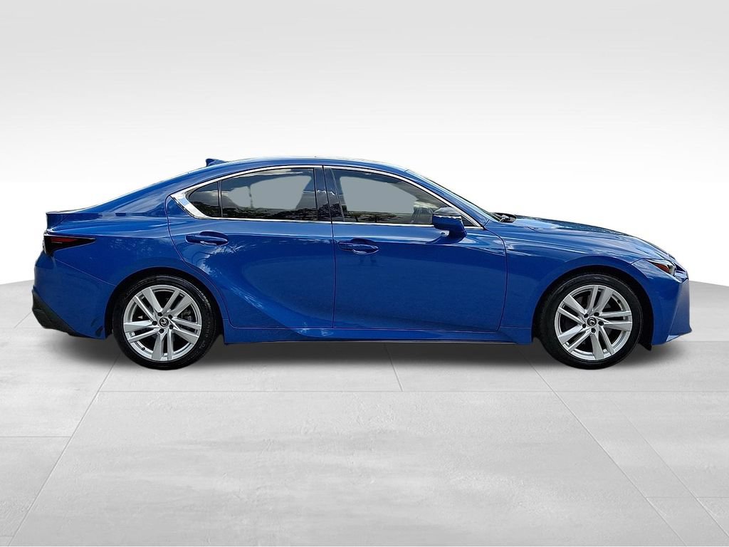 Used 2023 Lexus IS 300 w/ Comfort Package RWD image 7