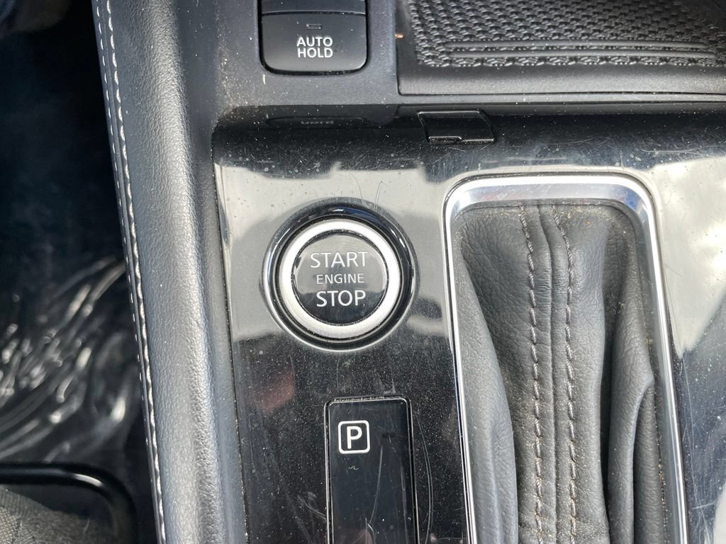Used 2024 Nissan Kicks SV FWD image 12