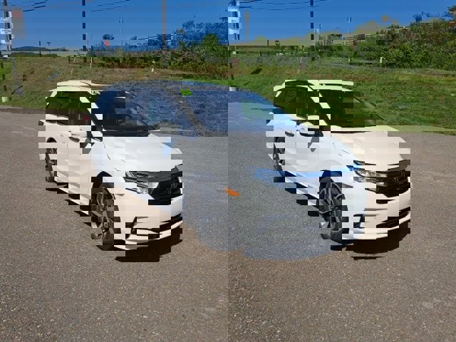 Used 2024 Honda Odyssey Touring image 2