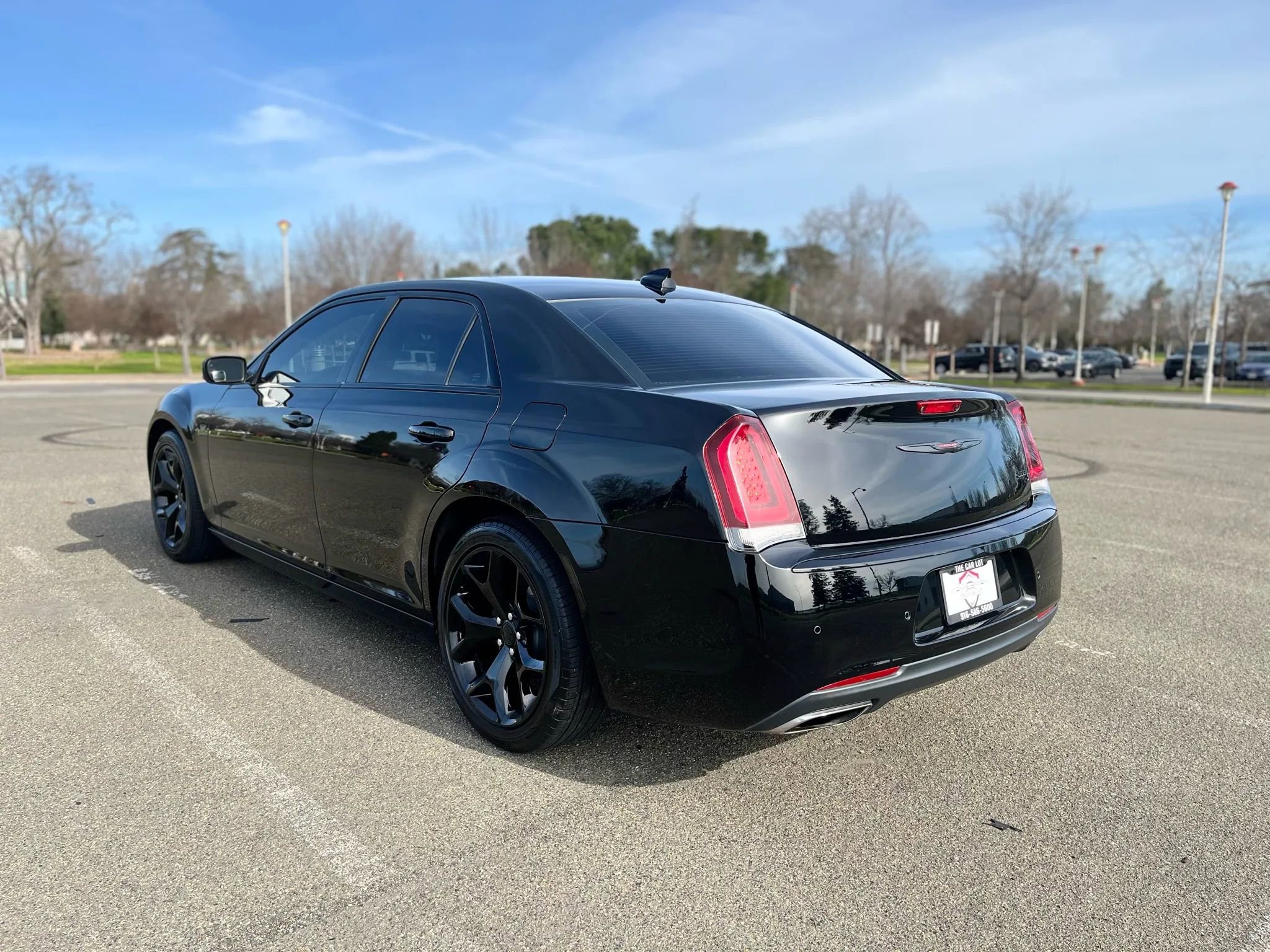 Used 2021 Chrysler 300 S RWD image 7