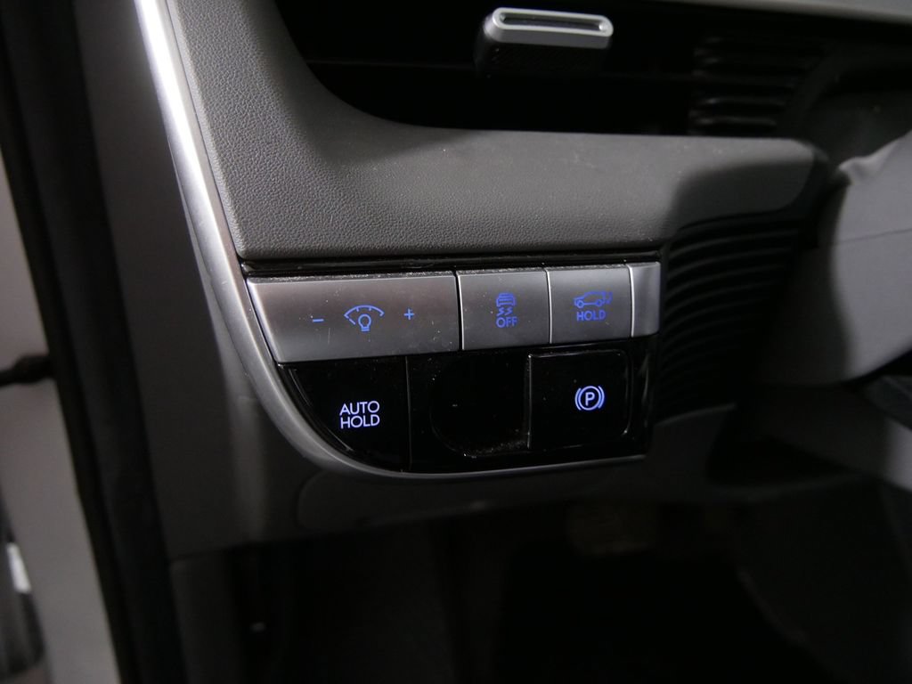 Used 2024 Hyundai Ioniq 5 SEL AWD/4WD image 17