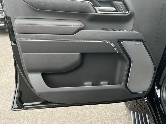 New 2026 GMC Sierra 2500 AT4X w/ LPO, Black Badging Package image 12