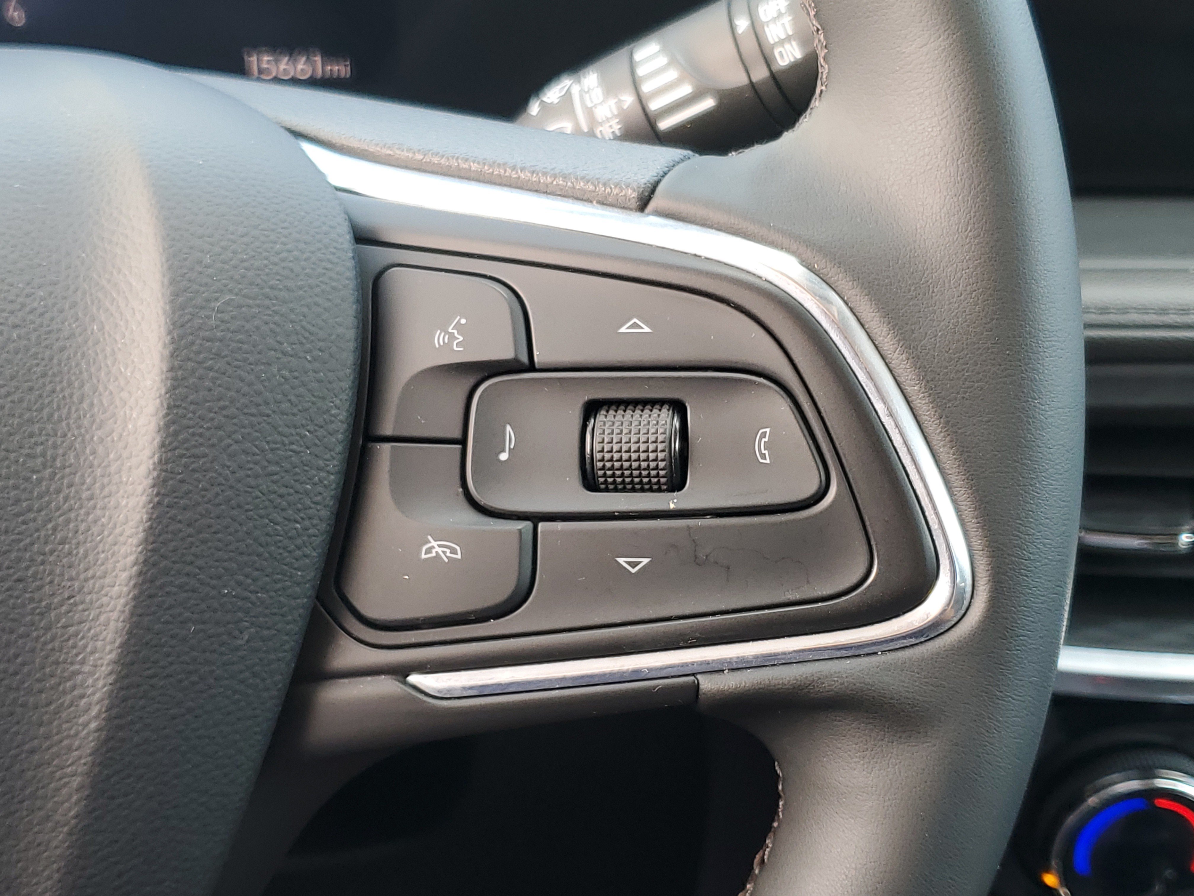 Used 2024 Buick Encore GX Sport Touring w/ Comfort Package FWD image 25