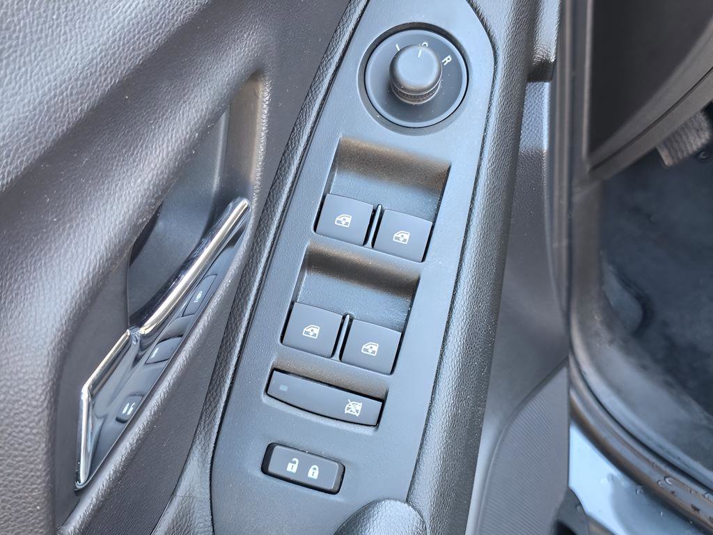 Used 2019 Chevrolet Trax LT image 17