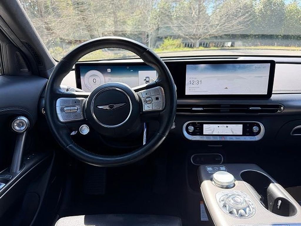 Used 2024 Genesis GV60 Advanced image 5