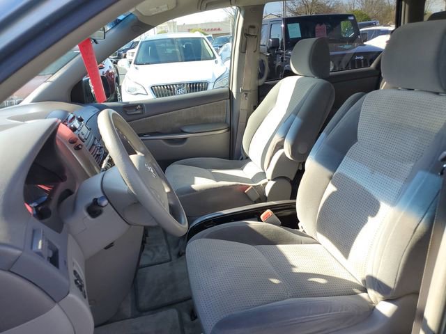 Used 2006 Toyota Sienna FWD image 12