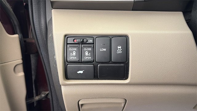 Used 2014 Honda Odyssey EX-L image 18