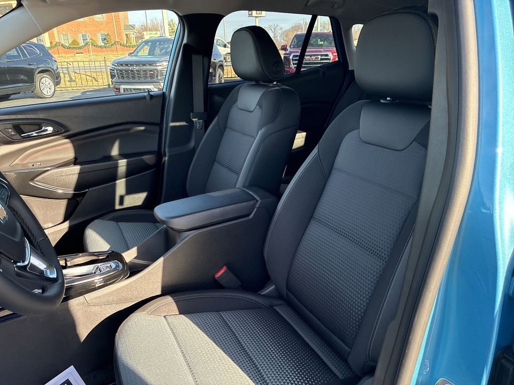New 2026 Chevrolet Trax LT w/ Driver Confidence Package image 11