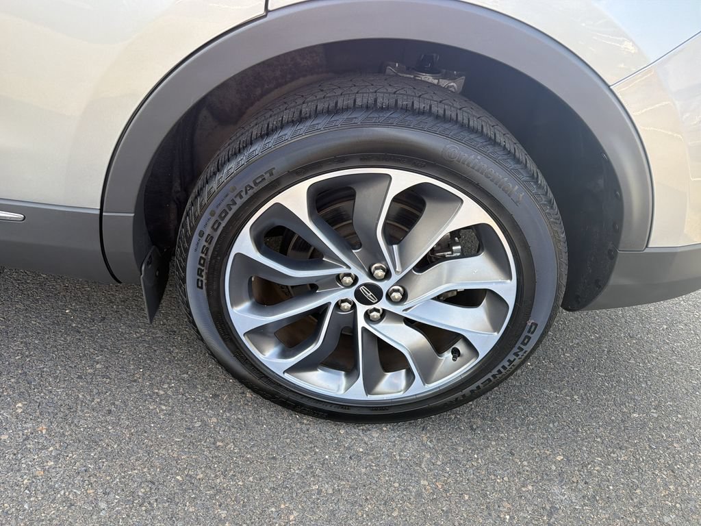 Certified 2022 Lincoln Nautilus Reserve AWD/4WD image 34
