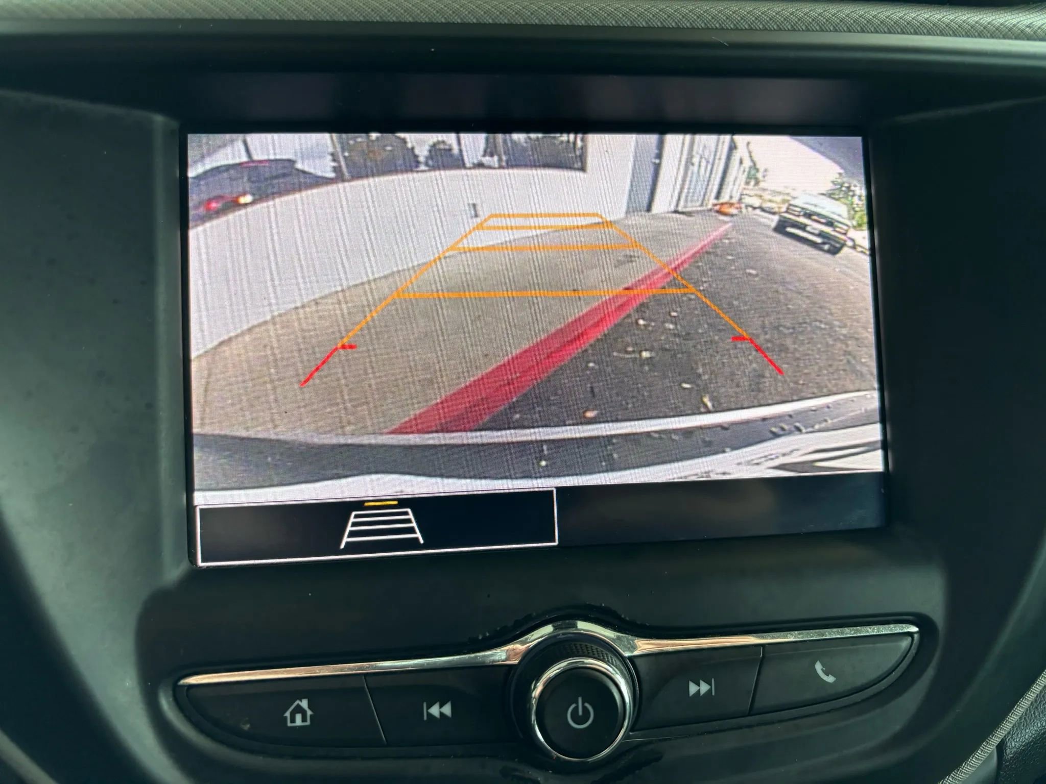 Used 2021 Chevrolet TrailBlazer LT image 18