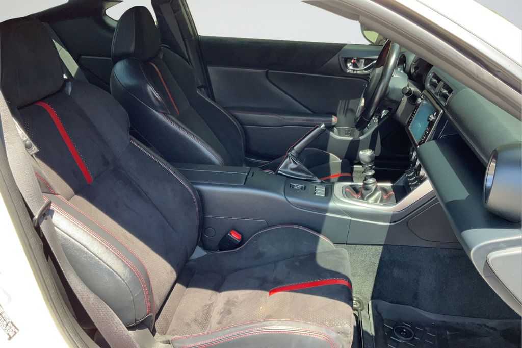 Used 2022 Subaru BRZ Limited RWD image 23