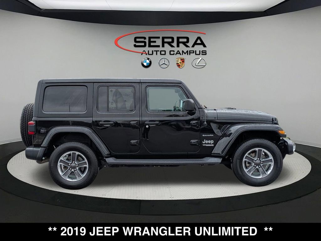 Used 2019 Jeep Wrangler Unlimited Sahara AWD/4WD image 2
