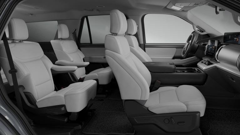 New 2026 Ford Expedition Active image 6