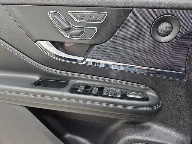 Certified 2022 Lincoln Corsair Reserve w/ Equipment Group 201A image 25