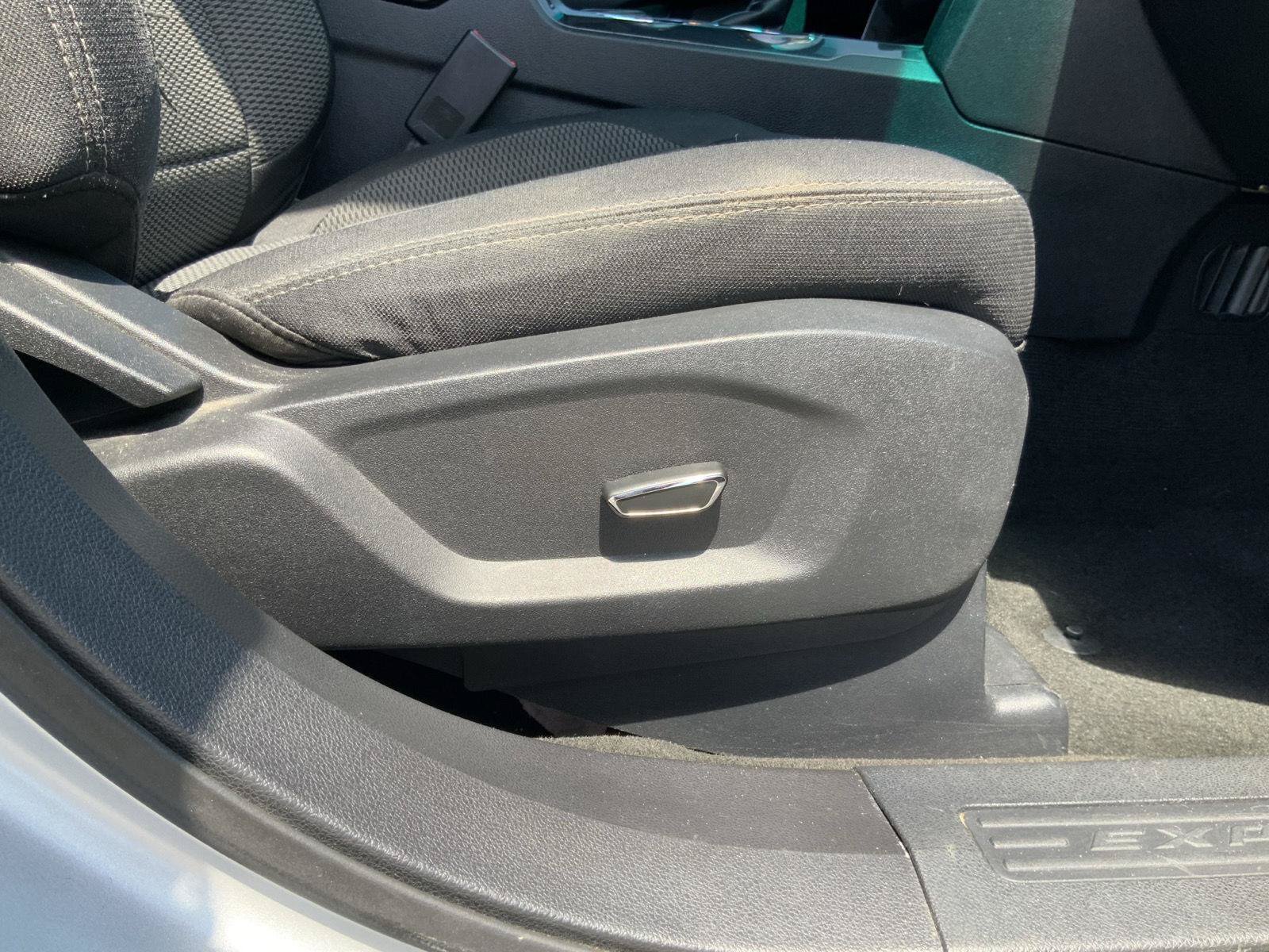Used 2017 Ford Explorer XLT FWD image 52