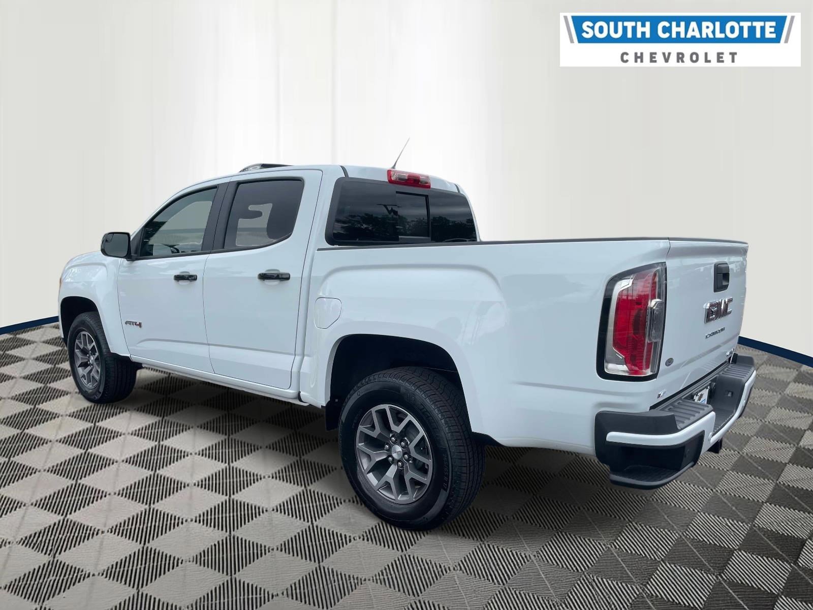 Used 2022 GMC Canyon AT4 w/ Trailering Package AWD/4WD image 6