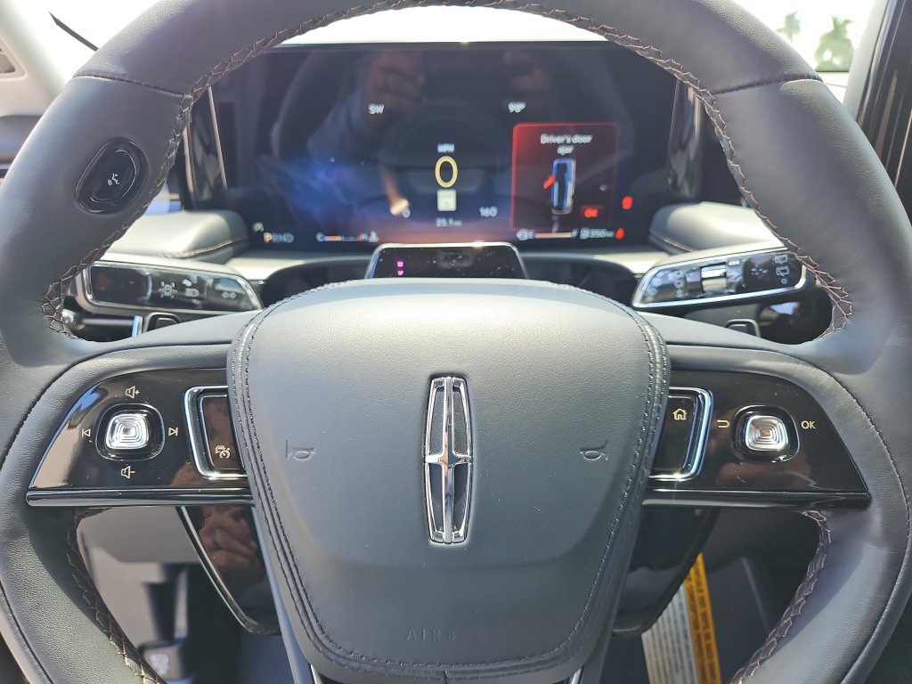 New 2025 Lincoln Aviator 2WD w/ Jet Appearance Package image 20