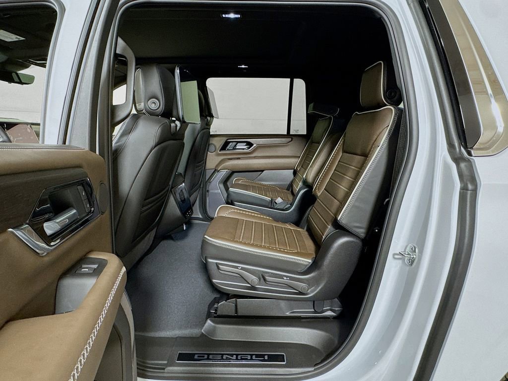 New 2026 GMC Yukon XL Denali Ultimate image 13