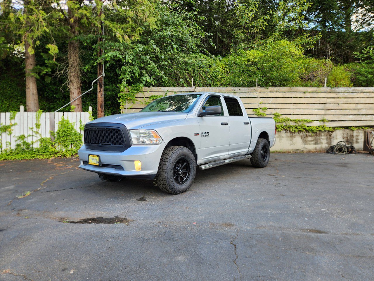 Used 2015 RAM 1500 Express AWD/4WD image 10