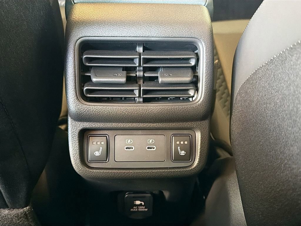 New 2026 Nissan Leaf Platinum+ w/ Cargo Package (Platinum+) image 28