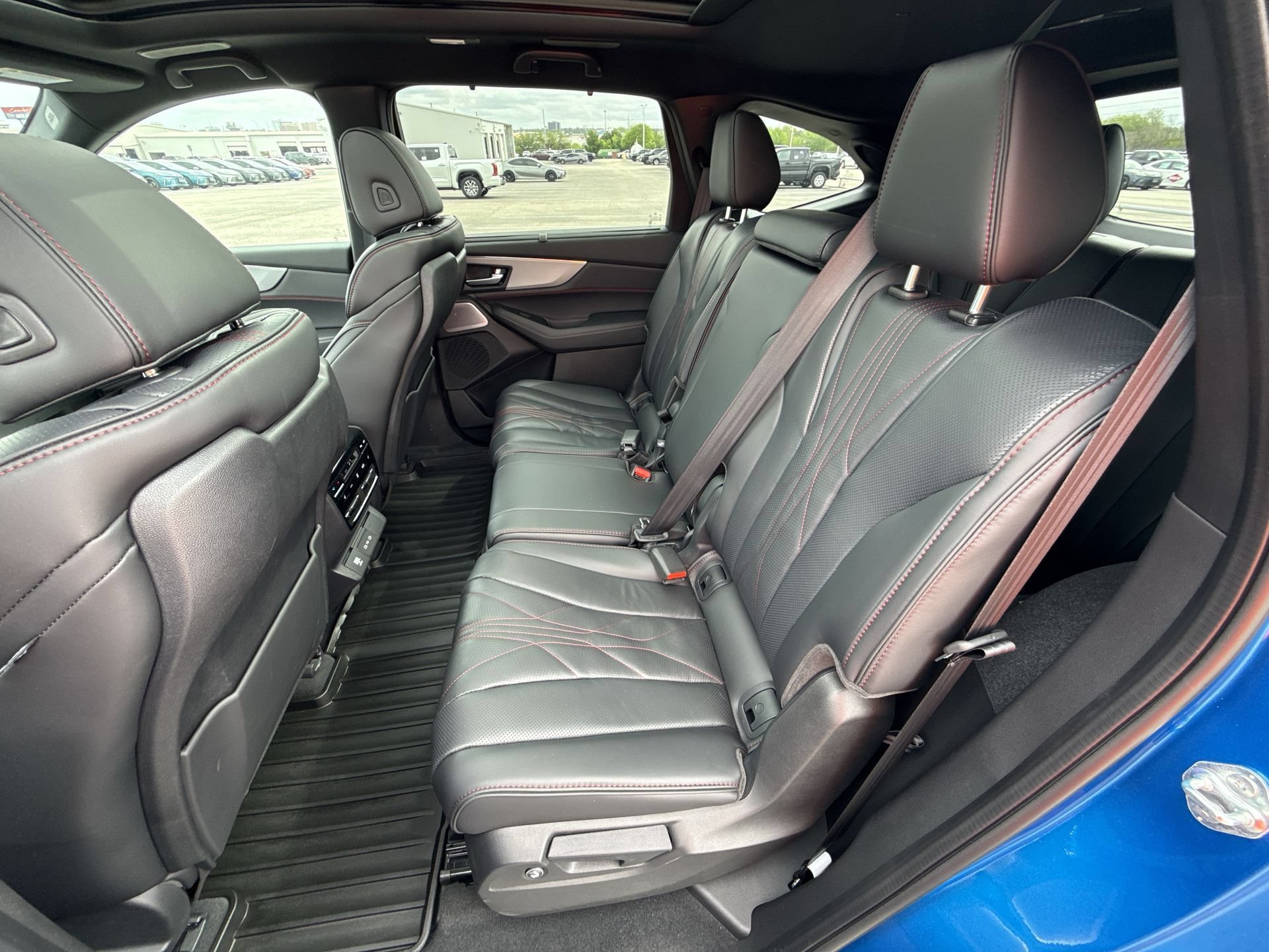 Used 2026 Acura MDX A-Spec w/ Advance Package AWD/4WD image 25