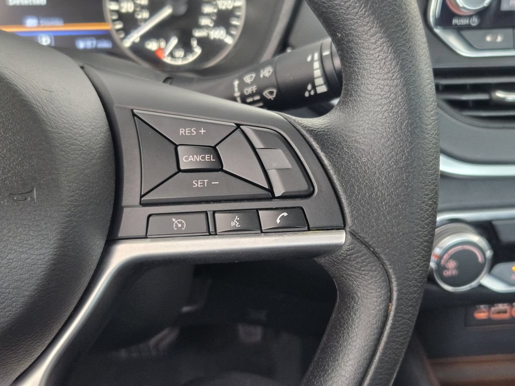 Used 2022 Nissan Altima 2.5 SV FWD image 32