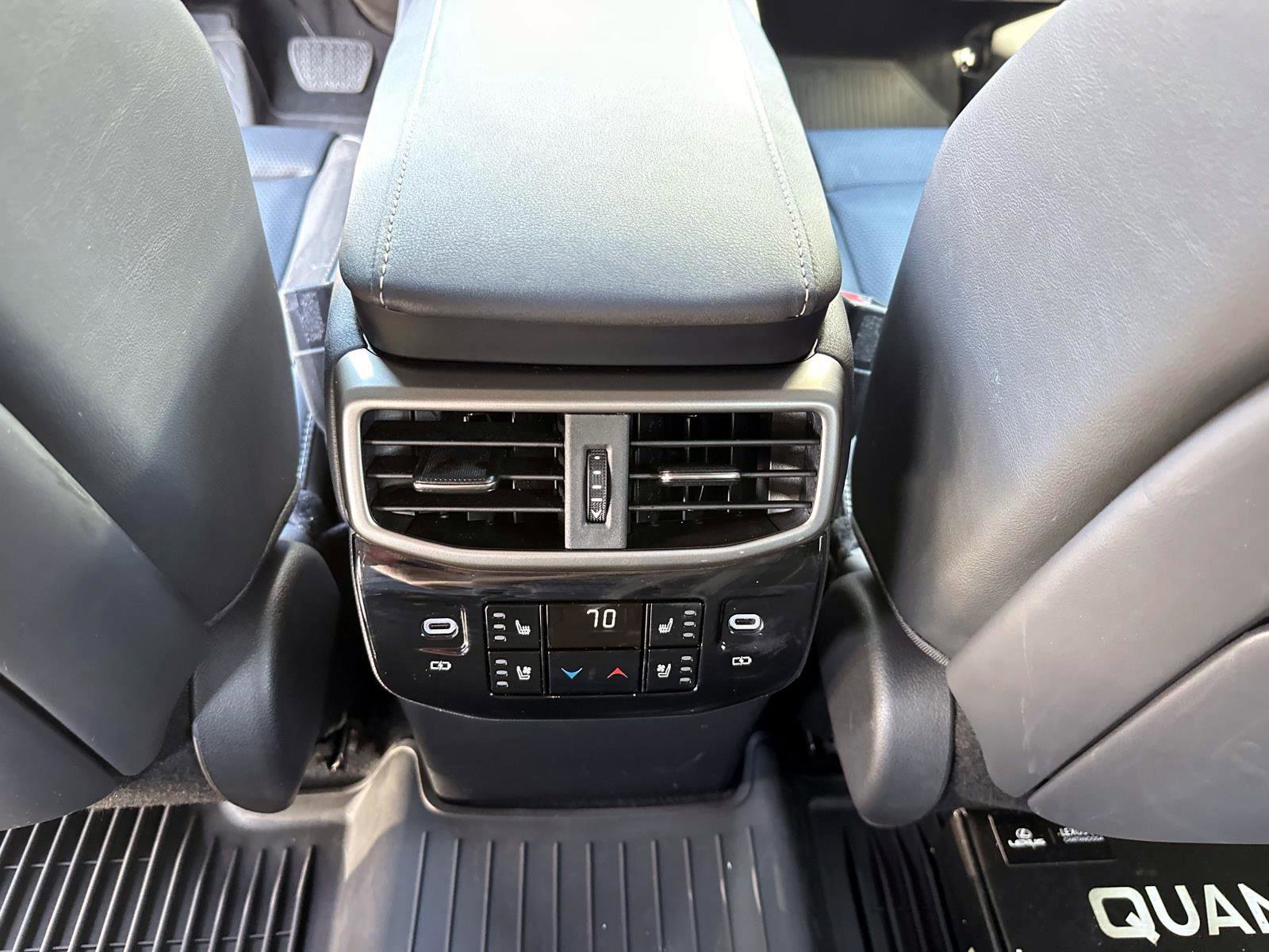 Used 2024 Lexus RX 350 image 18