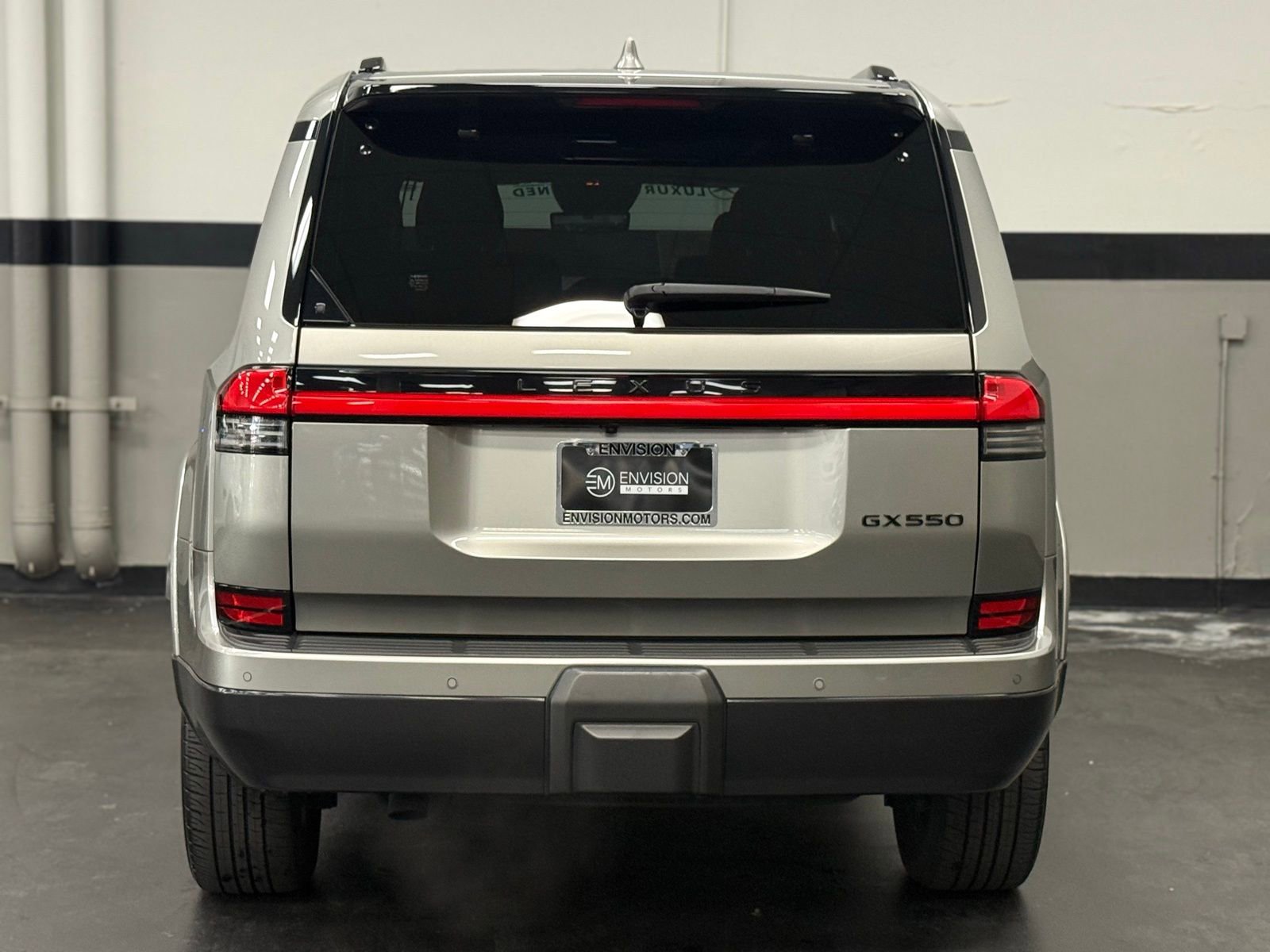 Used 2024 Lexus GX 550 w/ Accessory Package (2T) image 10